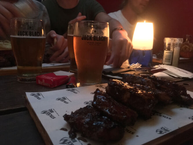 Ribs n beer at Sticky Fingers